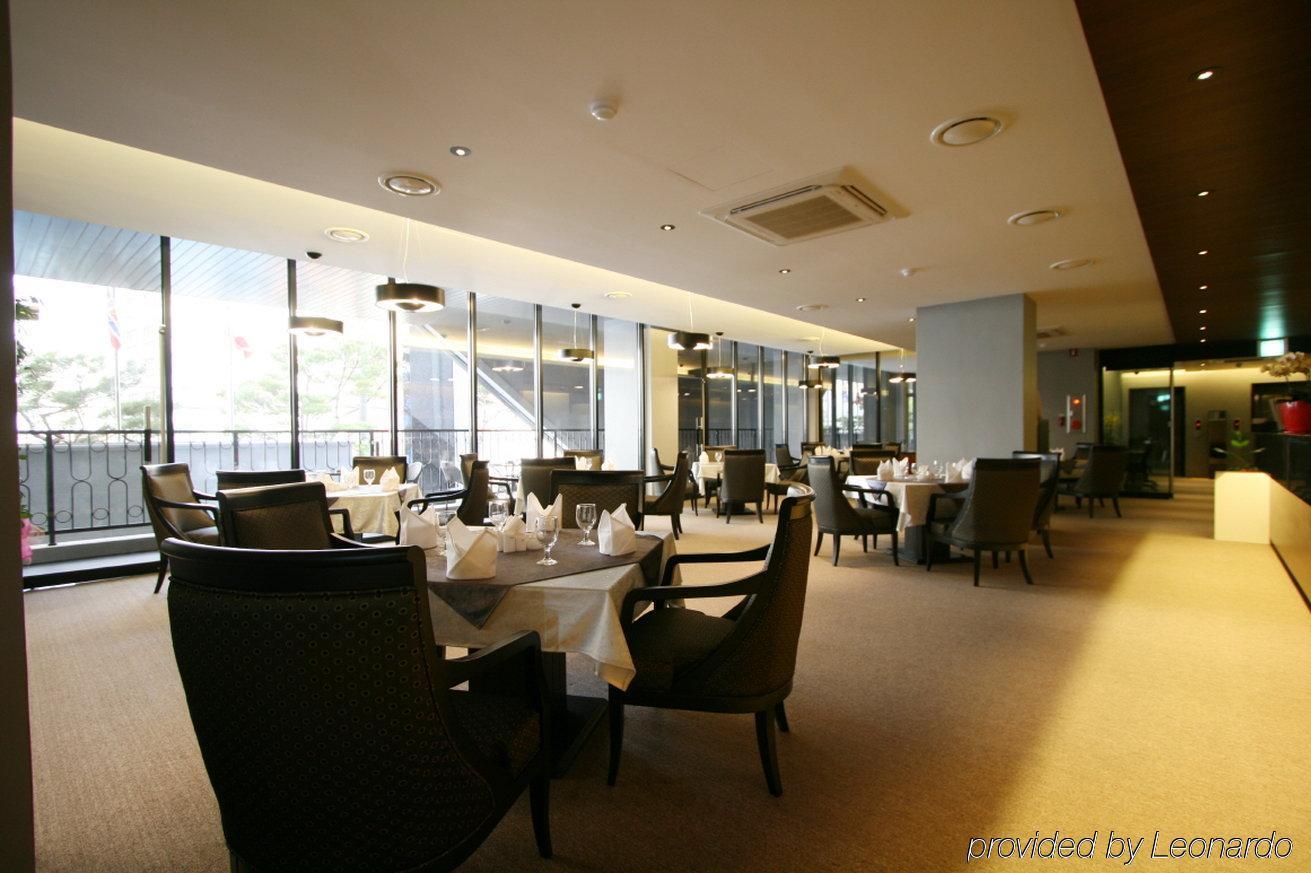 Hotel Oscar Suite Gunsan Restaurant bilde